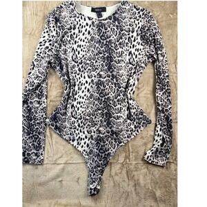 Forever 21 Plus Size 1X Leopard Print Long Sleeve Bodysuit Grey Black Animal